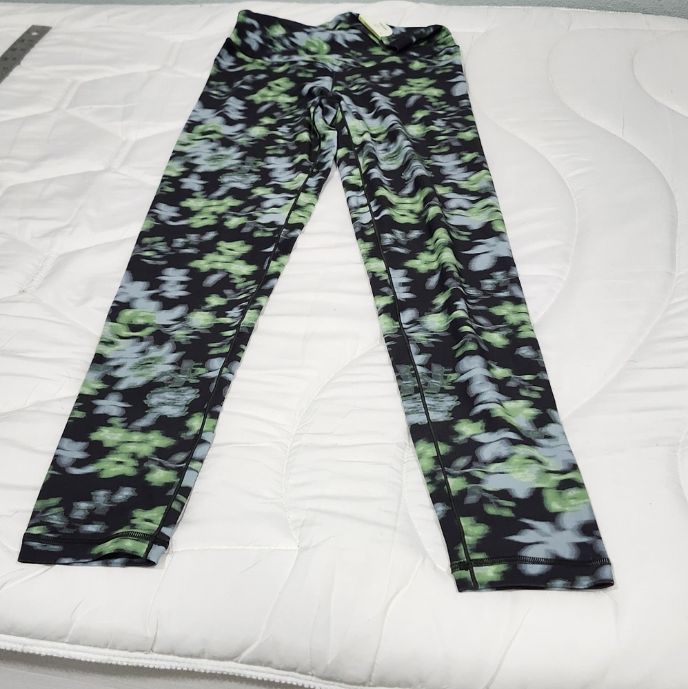 NWT Offline By Aerie 7/8 Hi Rise Legging Blurry Green Floral Pattern Size M